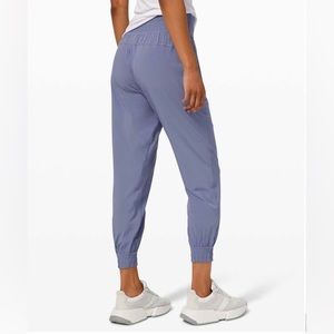 NWOT - Lululemon Sun Set Jogger in peri purple